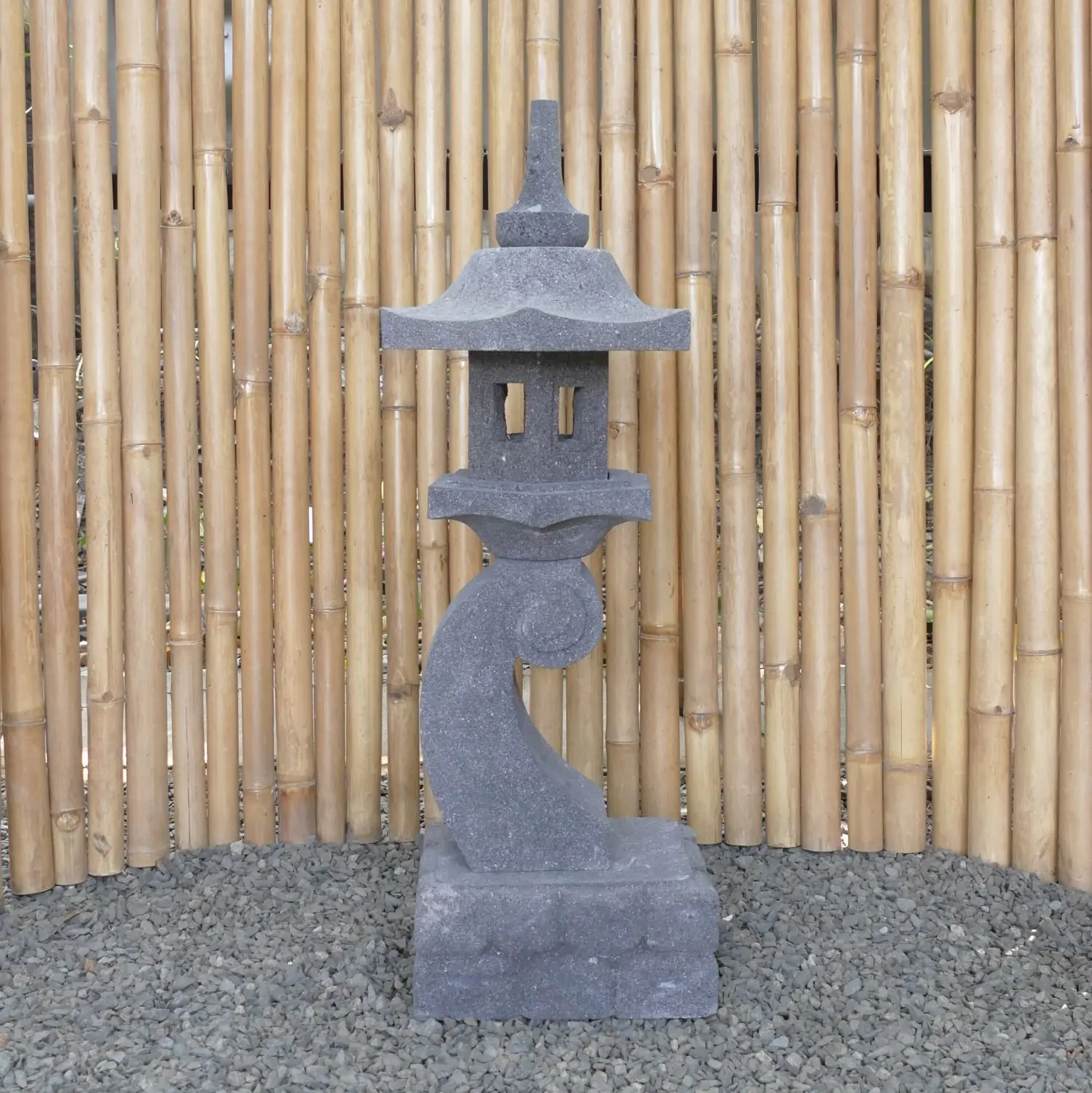  Product image 3 of the product “Japanese style Garden Lantern, made from Andesit Stone. Multipart. 90 cm Height, Roof is 35 cm width. ”